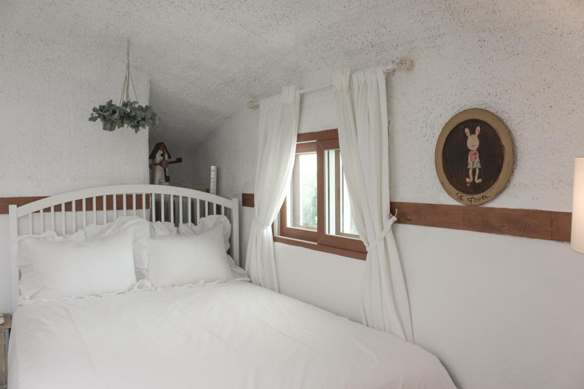 Country House Exclamation Mark & Comma Namhae Exterior foto